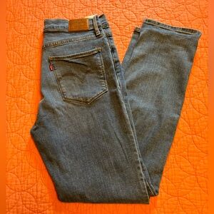 Levi’s women’s 724 size 30